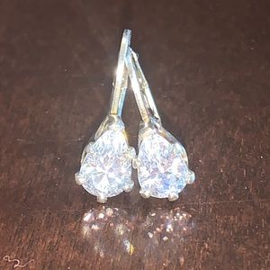 NWOT Sterling Silver Clasp Earrings